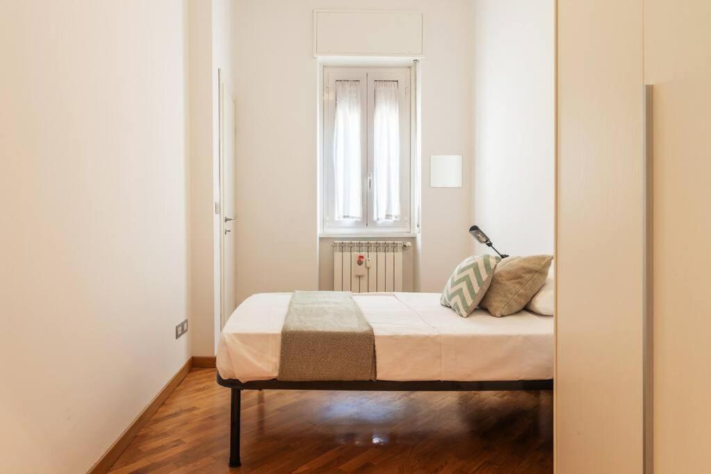 Eva Flexyrent Apartment Milaan Buitenkant foto