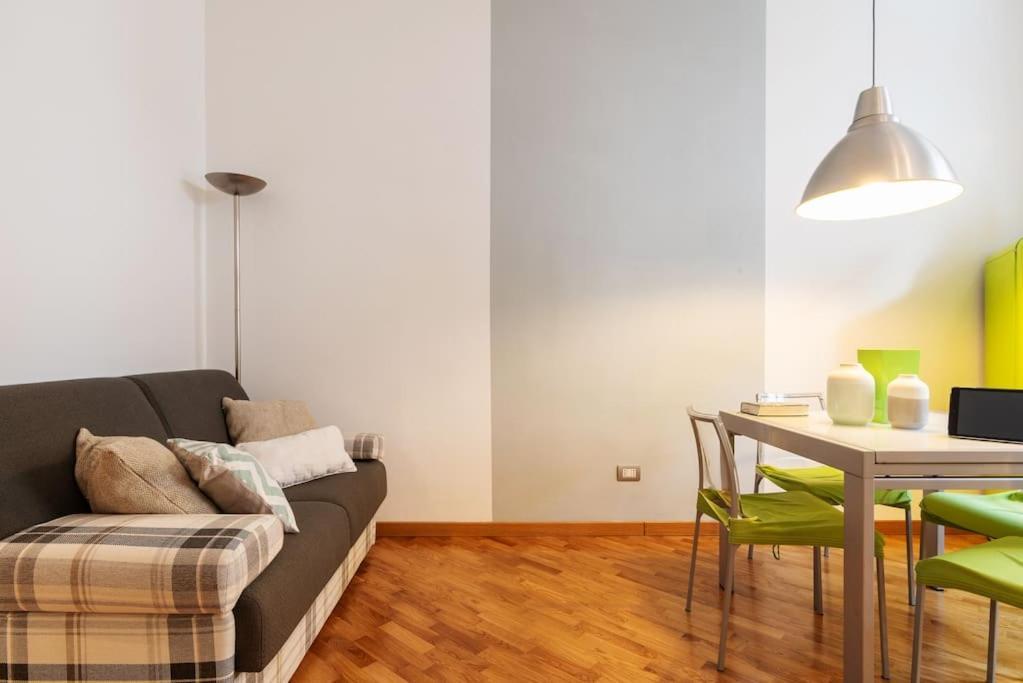 Eva Flexyrent Apartment Milaan Buitenkant foto